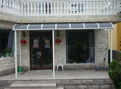 Model R Terrace Shed 08